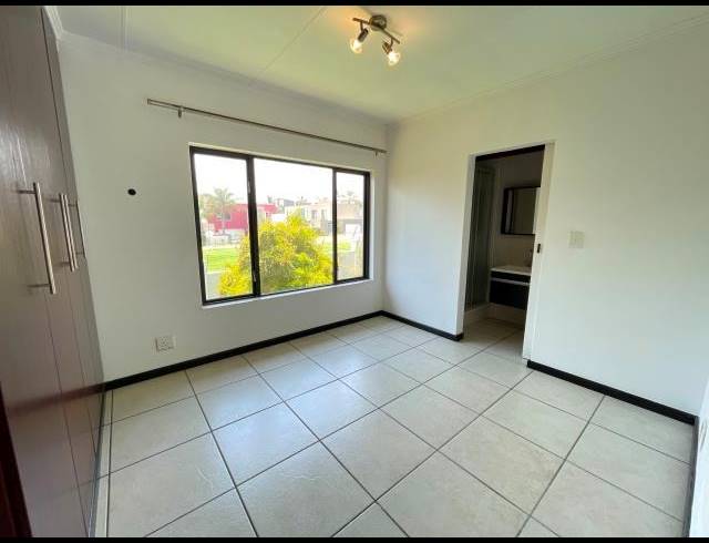 2 BEDROOM APARTMENT FOR SALE IN GREENSTONE HILL